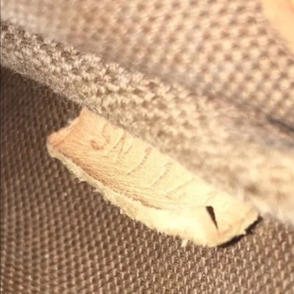 Authentic Louis Vuitton Eva Clutch - Picture 4 of 15